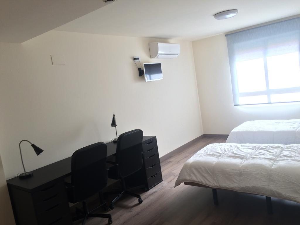 Europa House Village Sant Vicent del Raspeig  Habitación foto